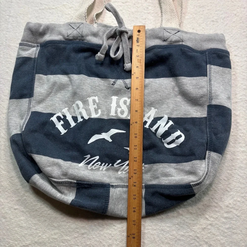 MV Sport Fire Island New York Striped Beachcomber Bag‎ Tote Gray Navy